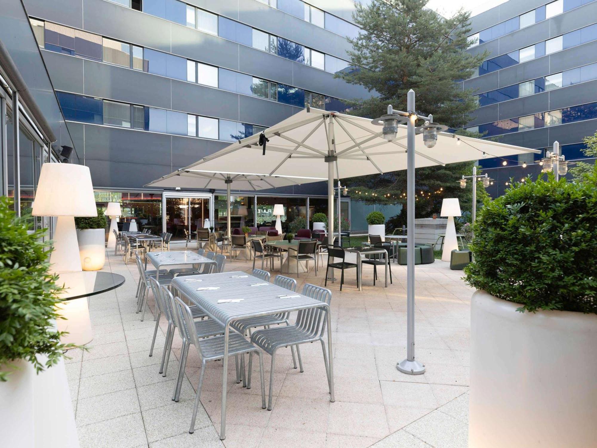 Novotel Zurich City West Exterior photo