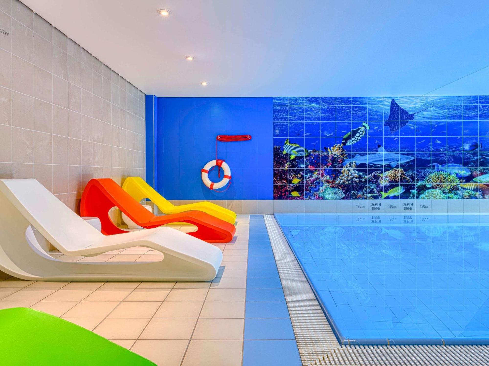 Novotel Zurich City West Exterior photo