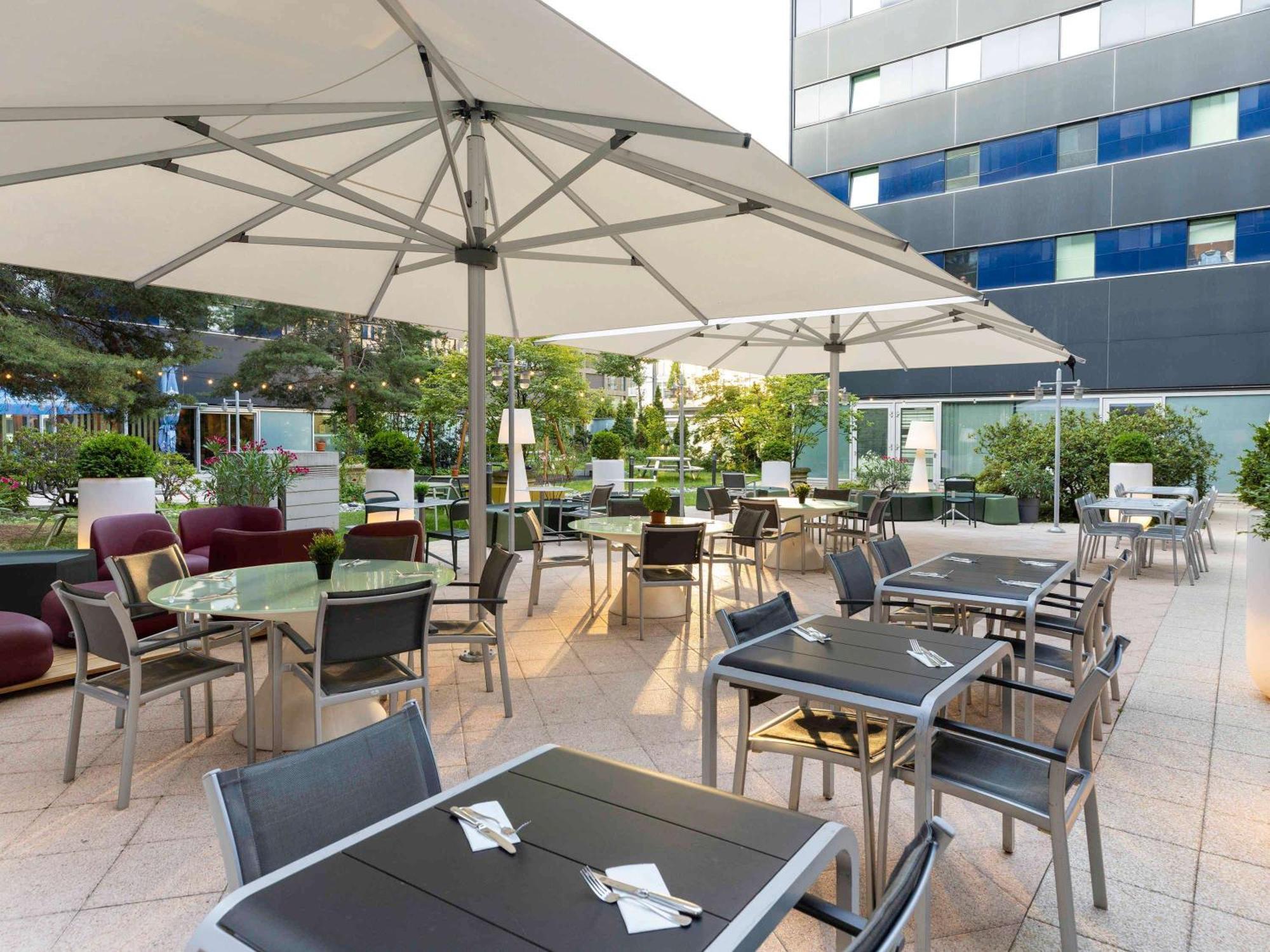 Novotel Zurich City West Exterior photo