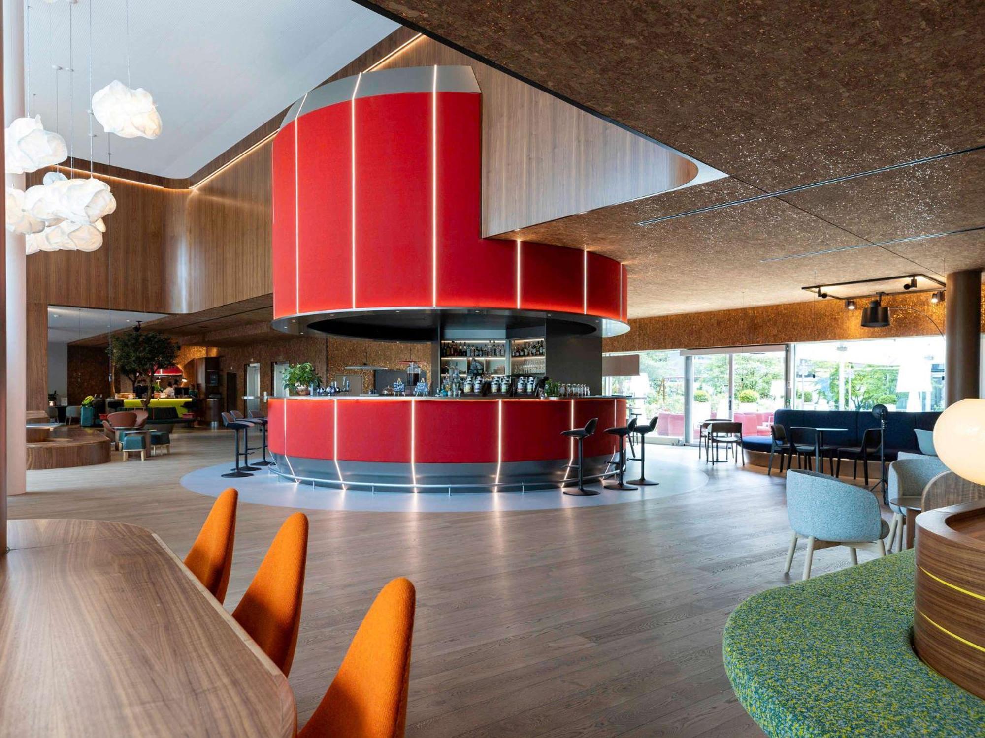Novotel Zurich City West Exterior photo