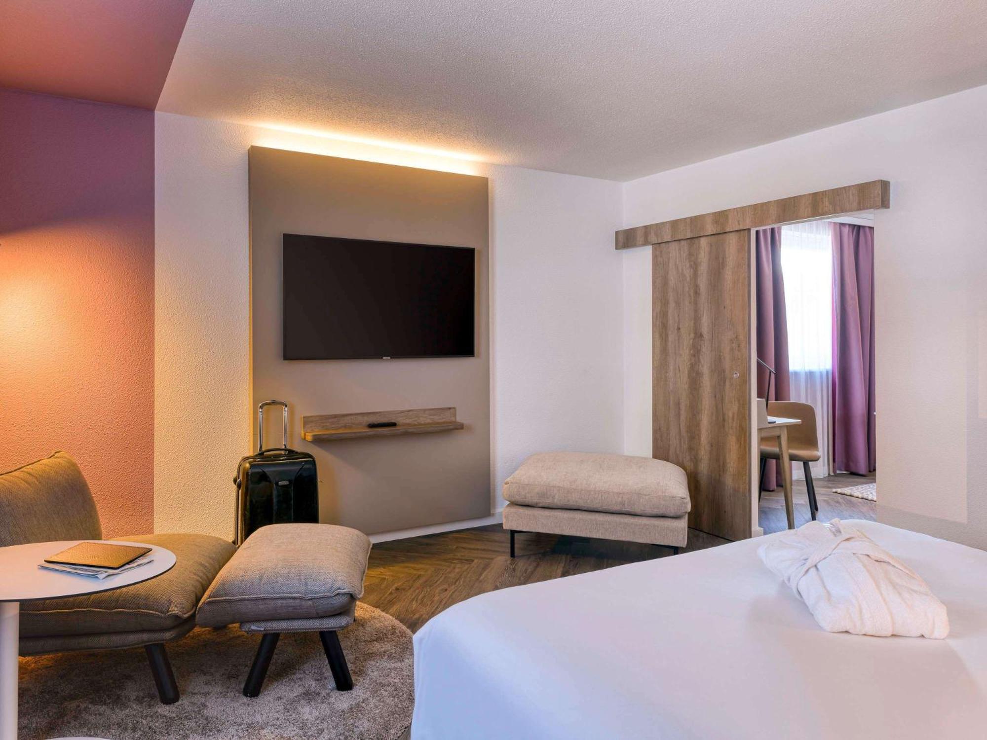 Novotel Zurich City West Exterior photo