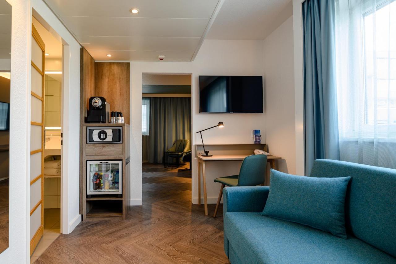 Novotel Zurich City West Exterior photo